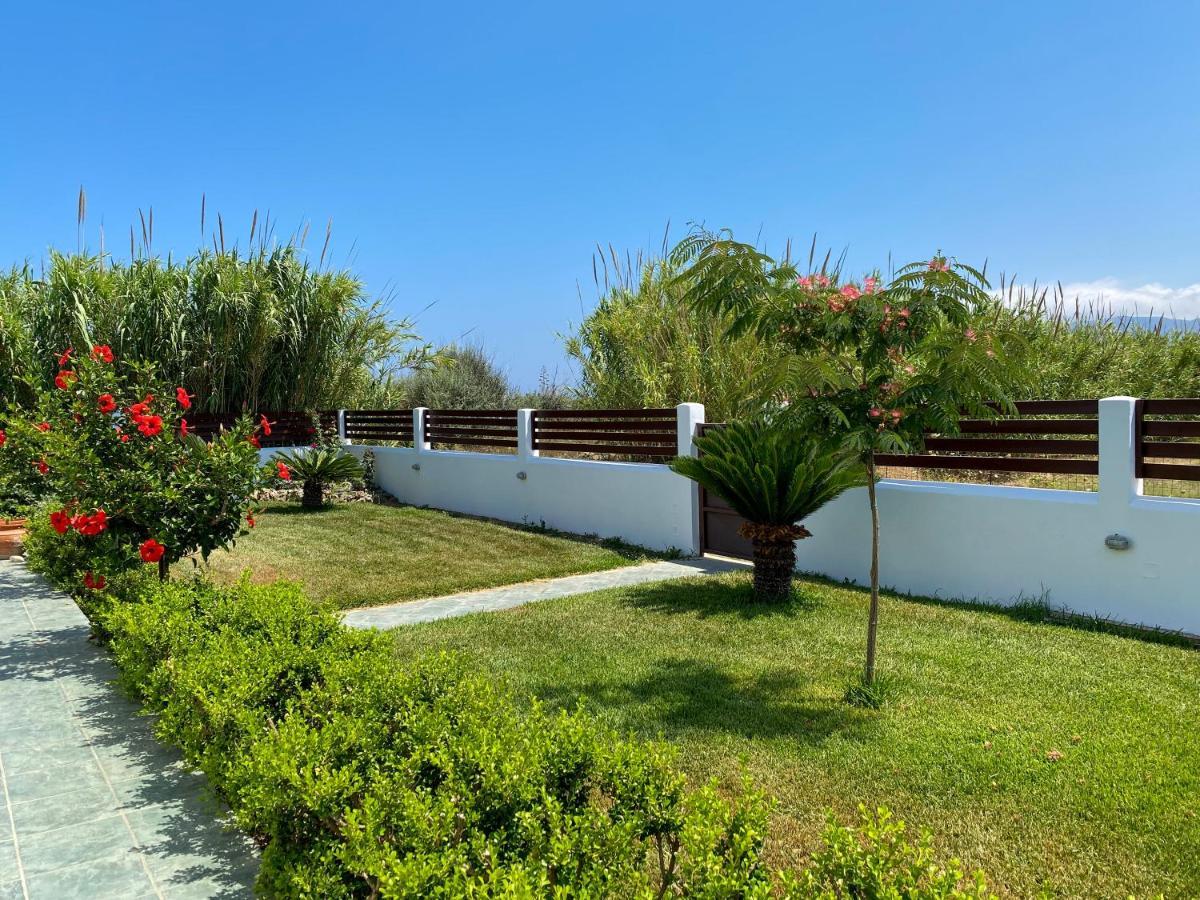Luxury 3Br Sunrise Villa , Seaside Gyrismata Skyros Buitenkant foto