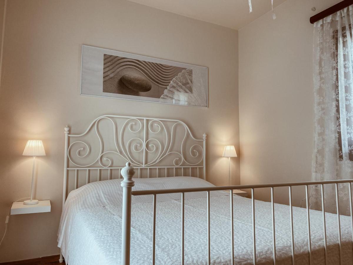 Luxury 3Br Sunrise Villa , Seaside Gyrismata Skyros Buitenkant foto